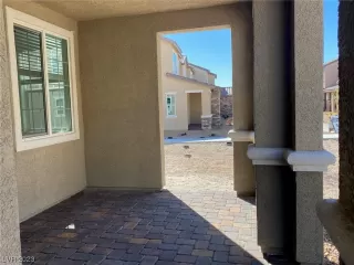 Photo #3: 2495535 Listing 