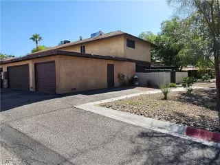 Photo #2: 2495577 Listing