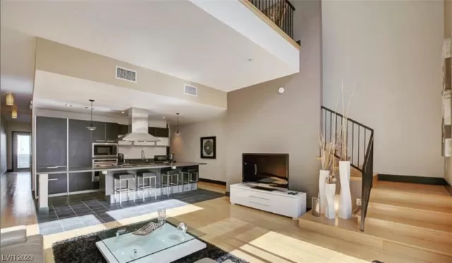 MLS: 2495591 Condo For Sale