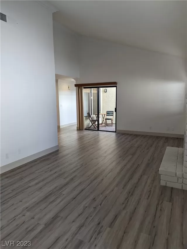 MLS: 2495654 Condo For Sale