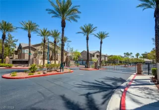 Photo #2: 2495664 Listing