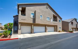 Photo #5: 2495664 Listing