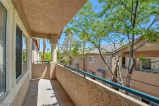 Photo #6: 2495664 Listing