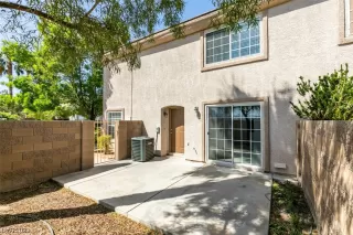 Photo #4: 2495707 Listing 