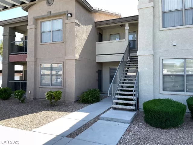 MLS: 2495741 Condo For Sale