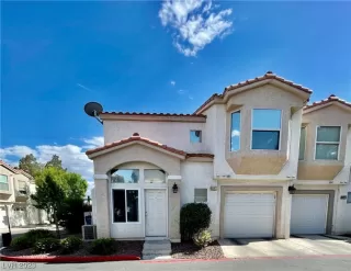 Photo #1: 2495768 Listing 