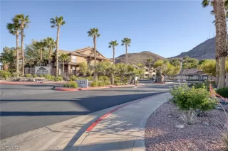 Photo #4: 2495780 Listing 