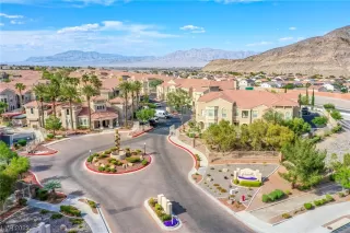 Photo #3: 2495785 Listing