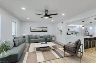 Photo #1: 2495818 Listing