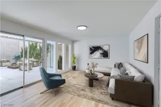 Photo #4: 2495818 Listing