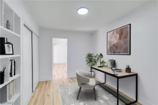 Photo #5: 2495818 Listing