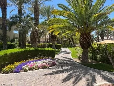 MLS: 2495820 Condo For Sale