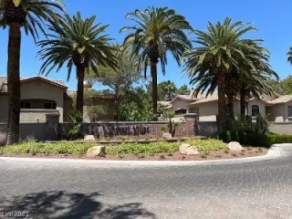 Photo #1: 2495820 Listing