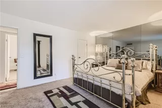 Photo #6: 2495833 Listing 