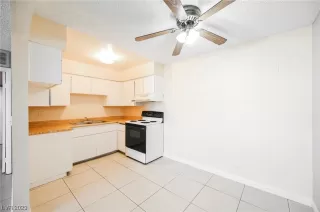 Photo #1: 2495862 Listing 