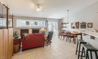 Photo #2: 2495905 Listing 