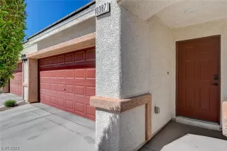 Photo #2: 2495909 Listing 