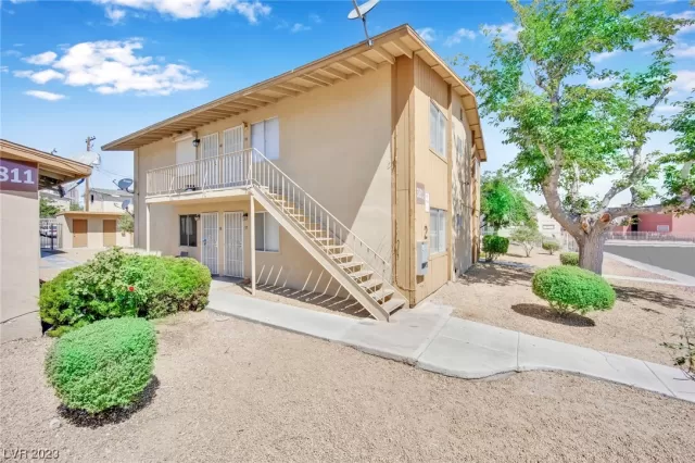 MLS: 2495921 Condo For Sale