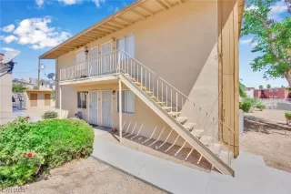 Photo #2: 2495921 Listing