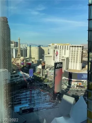 Photo #2: 2495925 Listing 