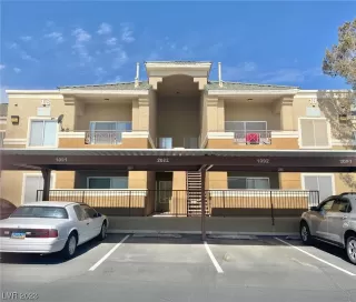 Photo #1: 2495932 Listing 