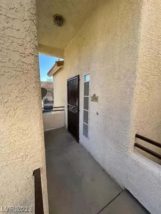 Photo #6: 2495943 Listing 