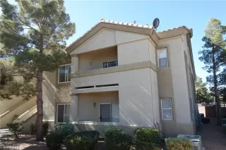 Photo #1: 2495956 Listing 