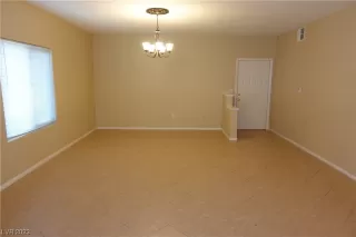 Photo #6: 2495956 Listing 