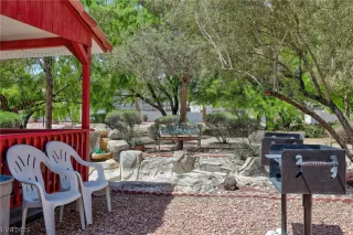 Photo #6: 2495984 Listing 