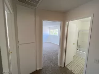 Photo #3: 2495990 Listing 