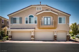 Photo #1: 2496020 Listing