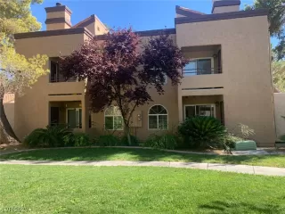 Photo #3: 2496026 Listing 