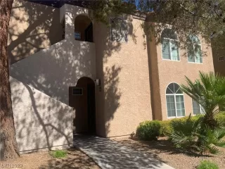 Photo #5: 2496026 Listing 