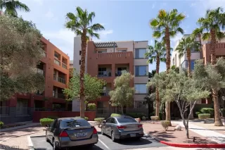 Photo #1: 2496046 Listing 