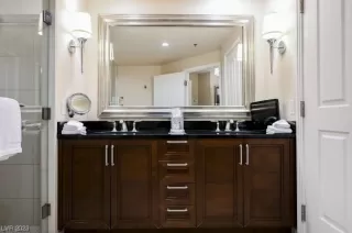 Photo #2: 2496075 Listing 