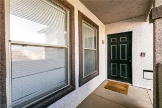 Photo #3: 2496095 Listing