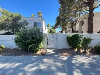 Photo #1: 2496100 Listing