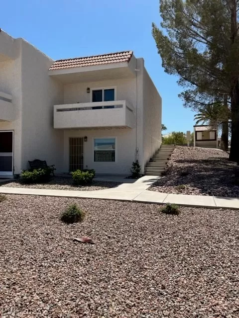 MLS: 2496155 Condo For Sale