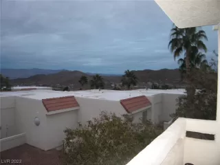 Photo #1: 2496155 Listing 