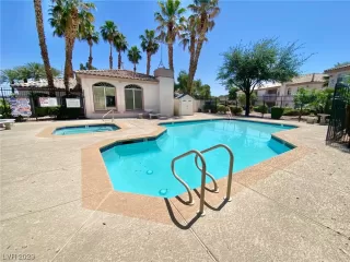 Photo #1: 2496175 Listing 