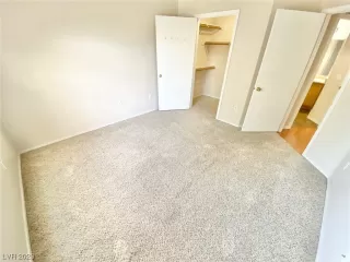 Photo #4: 2496175 Listing 