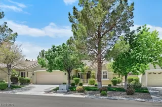 Photo #1: 2496182 Listing 