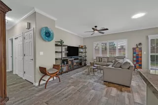 Photo #3: 2496182 Listing 