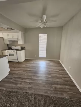 Photo #1: 2496214 Listing 