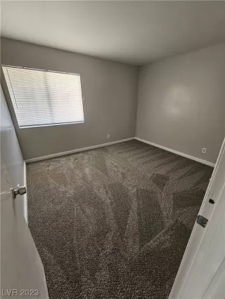 Photo #4: 2496214 Listing 