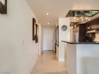 Photo #1: 2496223 Listing