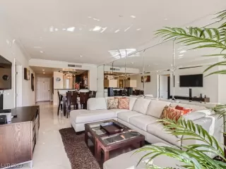 Photo #2: 2496223 Listing