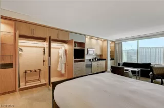 Photo #2: 2496259 Listing 