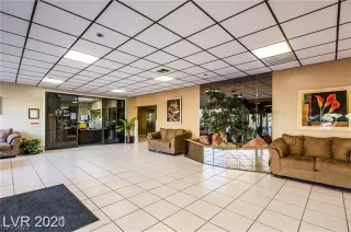 Photo #2: 2496277 Listing 