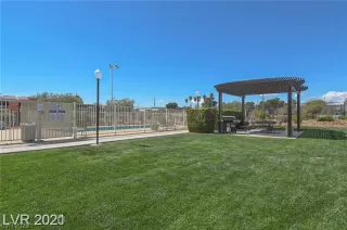 Photo #6: 2496277 Listing 